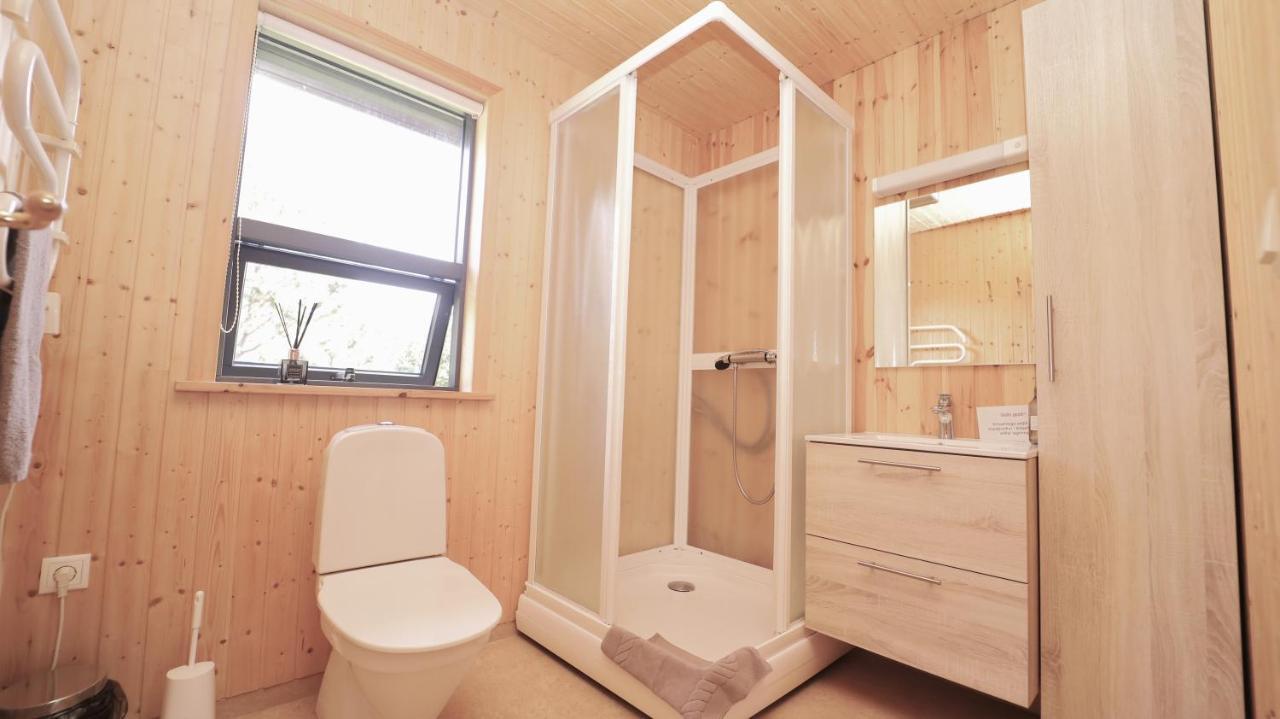 Dixon Cabin Nr. 7 / Dixon Sumarhus Nr. 7 @Kirkjubraut Talknafjordur Bagian luar foto
