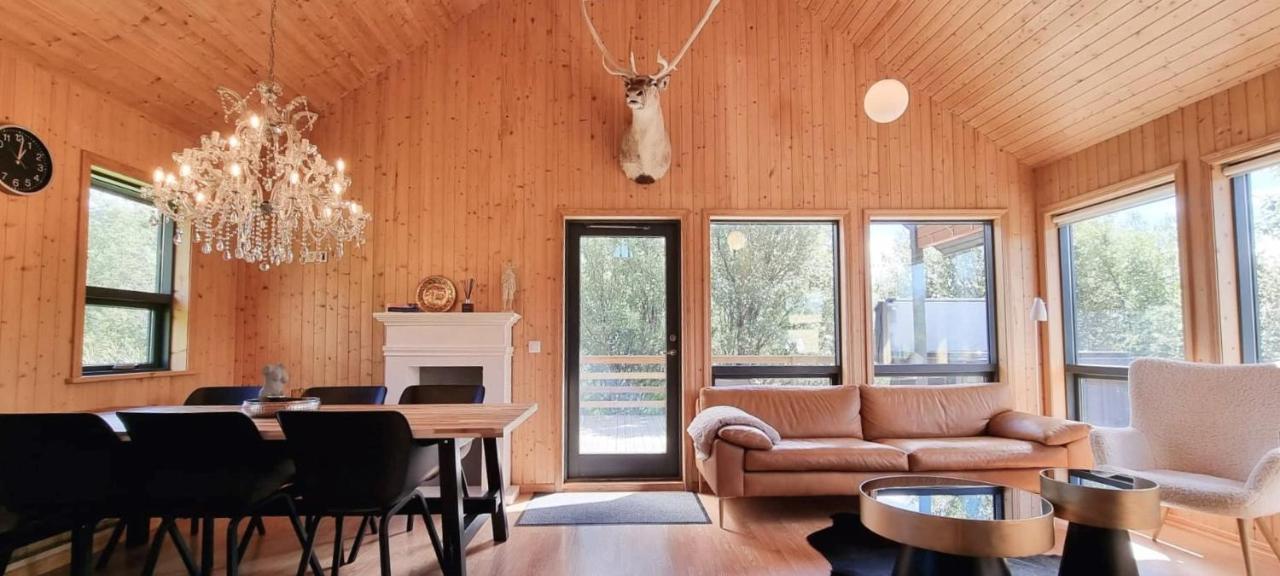 Dixon Cabin Nr. 7 / Dixon Sumarhus Nr. 7 @Kirkjubraut Talknafjordur Bagian luar foto