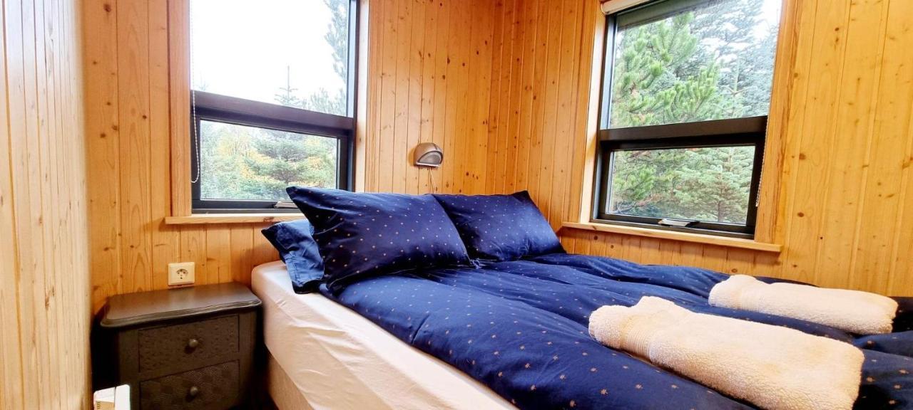Dixon Cabin Nr. 7 / Dixon Sumarhus Nr. 7 @Kirkjubraut Talknafjordur Bagian luar foto